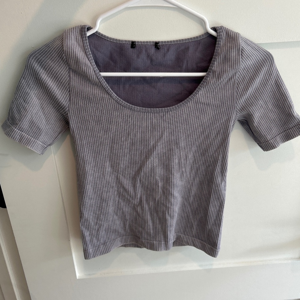 fitted ribbed athletic top